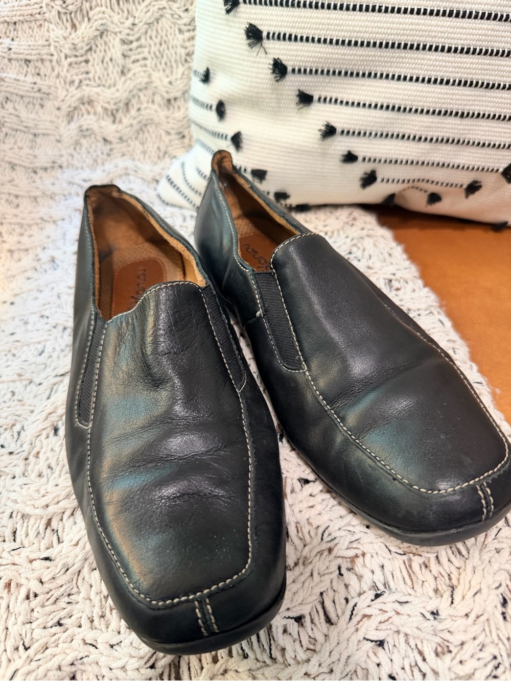 🍃Natural Soul by Naturalizer
Black Leather Loafers -9W